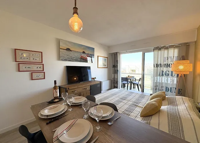 Port Soleil-5 By Interhome *